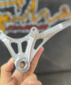 Pat heo sau CNC nguyên khối 2 pis cho Ex150-155